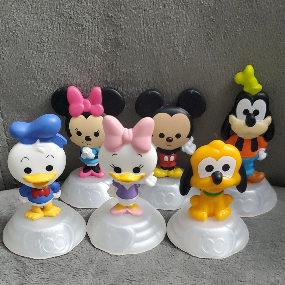 Assorted Disney 100 Mc Donalds Toy Lot#14